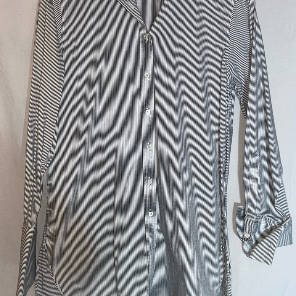 Joseph Women's Black and White Striped Button Down Shirt